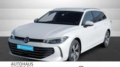 Gebraucht 2024 VW Passat Business Kombi | 35.440 € (Guter Preis)
