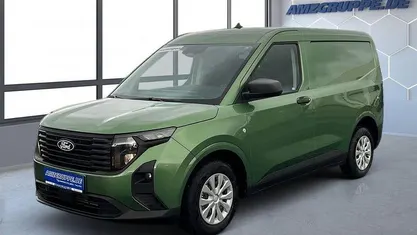 Neu Ford Transit Trend 101 PS (74 kW) 2025 Burstinggreen (uni) Kleinwagen
