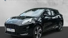 Obsidianschwarz metallic Gebraucht 2022 Ford Puma ST-Line X Limousine | 20.900 € (Fairer Preis)