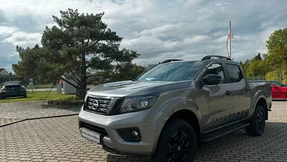Grau Gebraucht 2019 Nissan Navara N-Guard Abholung | 27.900 €