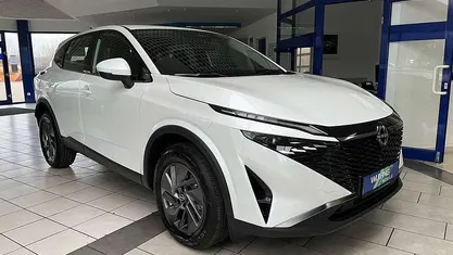 Weiß Neu 2025 Nissan Qashqai Acenta SUV | 28.490 € (Fairer Preis)