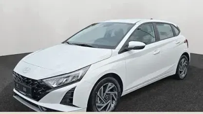 Gebraucht Hyundai i20 Comfort 101 PS (74 kW) 2024 Weiß Kleinwagen