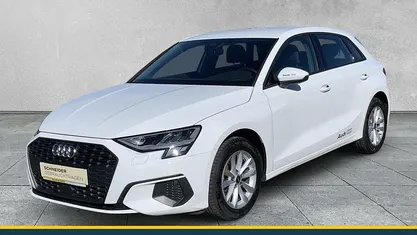 Gebraucht Audi A3 Basis 150 PS (110 kW) 2022 Weiß Limousine