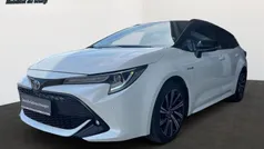 Weiß Gebraucht 2020 Toyota Corolla Team Kombi | 19.870 € (Fairer Preis)