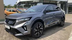 Dolomitgrau, black pearlschwarz metallic (grau) Gebraucht 2025 Renault Rafale Esprit Alpine SUV | 46.750 € (Fairer Preis)