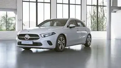 Gebraucht Mercedes A200 Progressive 163 PS (119 kW) 2021 Weiß Limousine