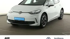 Gletscherweiß metallic Gebraucht 2024 VW ID.3 Pro Kleinwagen | 30.500 € (Superpreis)