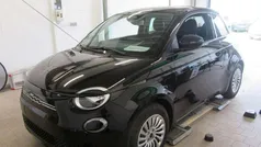 Schwarz Gebraucht 2023 Fiat 500e Kleinwagen | 22.899 € (Fairer Preis)
