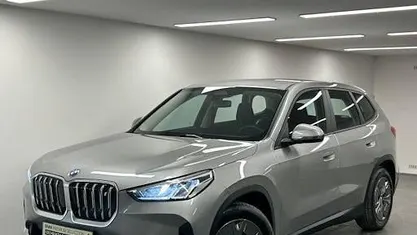 Silber Gebraucht 2023 BMW iX1 SUV | 39.650 € (Fairer Preis)