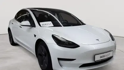 Occasion Tesla Model 3 Standard Range Plus 239 kW (325 PK) 2021 Wit Sedan