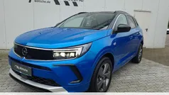Blau/metallic lackierung drei Gebraucht 2023 Opel Grandland X Elegance SUV | 22.940 € (Superpreis)