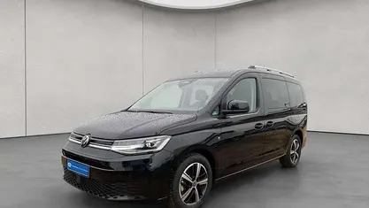 Schwarz Gebraucht 2025 VW Caddy Maxi Life Life Van / Kleinbus | 42.890 € (Fairer Preis)