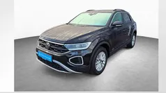 Gebraucht 2025 VW T-Roc Life SUV | 21.890 € (Fairer Preis)
