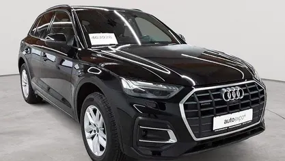 Brillantschwarz Gebraucht 2022 Audi Q5 Ambiente SUV | 33.990 € (Superpreis)