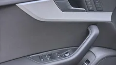 Schwarz Gebraucht 2024 Audi A4 Advanced Limousine | 36.750 € (Fairer Preis)