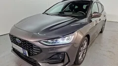 Magneticgrau Gebraucht 2023 Ford Focus ST-Line Kombi | 24.850 € (Fairer Preis)
