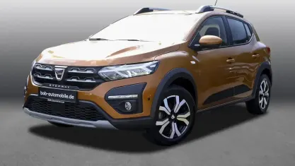 Gebraucht Dacia Sandero Comfort 91 PS (66 kW) 2022 Orange Limousine