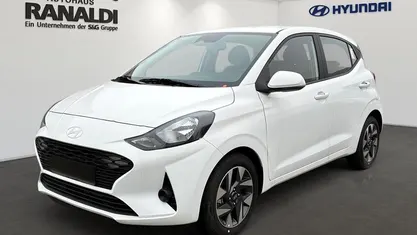 Gebraucht Hyundai i10 Trend 79 PS (58 kW) 2025 Kleinwagen