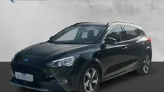 Obsidianschwarz metallic Gebraucht 2022 Ford Focus Active Limousine | 18.500 € (Fairer Preis)
