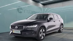 Schwarz Gebraucht 2023 Volvo V60 CC Plus Kombi | 43.650 € (Fairer Preis)
