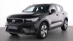 Grau Gebraucht 2022 Volvo XC40 Core SUV | 29.450 € (Guter Preis)