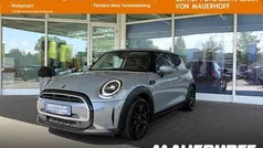 Moonwalk grey (metallic) Gebraucht 2022 Mini ONE Classic Kleinwagen | 19.790 € (Fairer Preis)