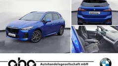 Blau Gebraucht 2022 BMW 220 Active Tourer M Sport Van / Kleinbus | 29.860 € (Fairer Preis)