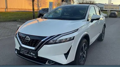 Gebraucht Nissan Qashqai N-Connecta 158 PS (116 kW) 2023 Weiß SUV