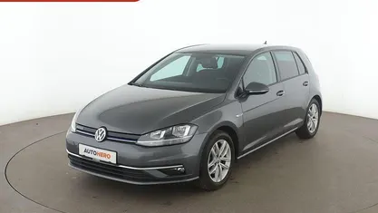 Grau Gebraucht 2019 VW Golf VII Advance Limousine | 18.090 € (Fairer Preis)