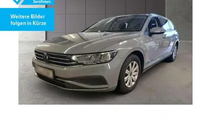 Grau Gebraucht 2023 VW Passat Kombi | 20.890 € (Fairer Preis)