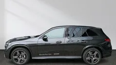 Grau Gebraucht 2025 Mercedes GLC450 AMG line SUV | 77.980 € (Fairer Preis)