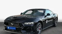 Absolute black metallic Gebraucht 2025 Ford Mustang GT Fastback Coupé | 59.850 € (Guter Preis)