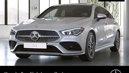 Digitalweiß Gebraucht 2023 Mercedes CLA200 AMG Kombi | 32.490 € (Fairer Preis)