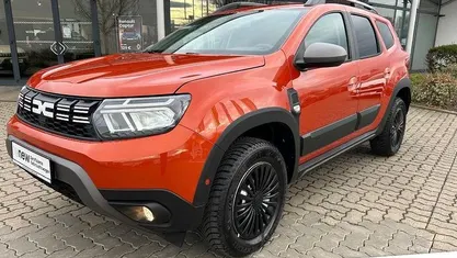 Arizonaorangemetallic (orange) Gebraucht 2023 Dacia Duster Journey SUV | 20.890 € (Fairer Preis)