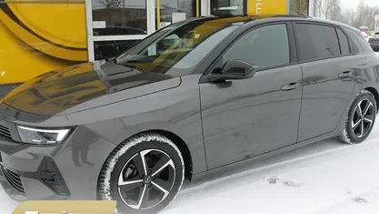 Grau Gebraucht 2025 Opel Astra Limousine | 22.690 € (Superpreis)