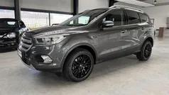 Grau Gebraucht 2017 Ford Kuga Titanium SUV | 16.940 € (Fairer Preis)