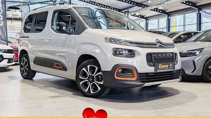 Beige Gebraucht 2020 Citroën Berlingo Shine Van / Kleinbus | 21.950 € (Fairer Preis)