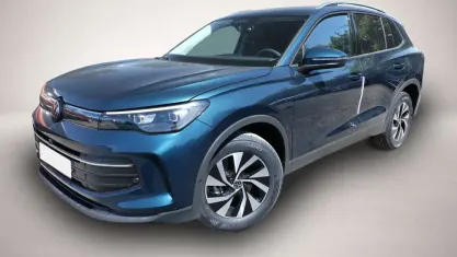 Neu VW Tiguan IQ Drive 150 PS (110 kW) 2026 Blau SUV