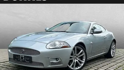 Silber Gebraucht 2009 Jaguar XKR Coupé | 34.890 € (Teuer)