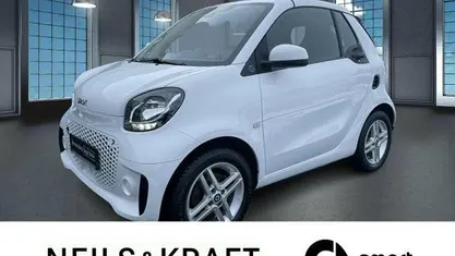 Weiß Gebraucht 2020 Smart ForTwo Electric Drive Cabrio | 11.370 € (Fairer Preis)
