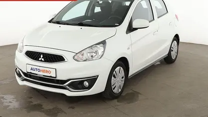 Gebraucht Mitsubishi Space Star Basis 71 PS (52 kW) 2019 Weiß Limousine