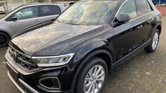 Deep black perleffekt Neu 2024 VW T-Roc Life SUV | 31.999 € (Superpreis)