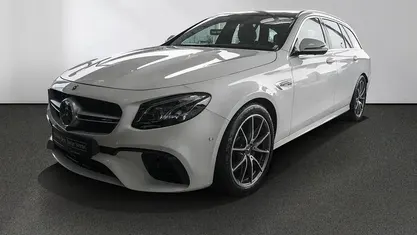 Gebraucht Mercedes E63 AMG AMG 571 PS (419 kW) 2020 Unilack polarweiß Kombi