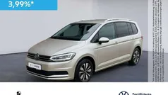Ivory silver metallic Gebraucht 2023 VW Touran Move Van / Kleinbus | 31.990 € (Guter Preis)