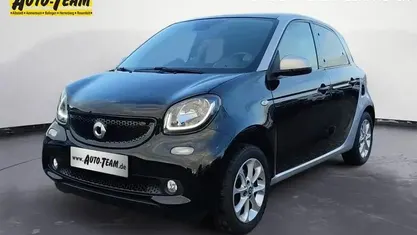 Schwarz Gebraucht 2018 Smart ForFour Passion Kleinwagen | 9.990 € (Fairer Preis)