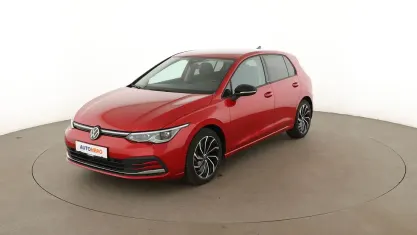 Gebraucht VW Golf VIII Active 2022 Rot Limousine