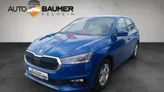 Blau Gebraucht 2024 Skoda Fabia Selection Limousine | 18.700 € (Guter Preis)