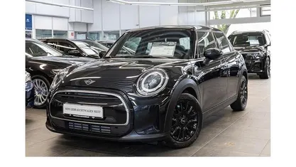 Gebraucht Mini Cooper 136 PS (100 kW) 2023 Schwarz Kleinwagen