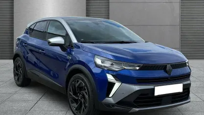 Neu Renault Captur Esprit Alpine 160 PS (117 kW) 2026 Ironblau + highlandgrau SUV
