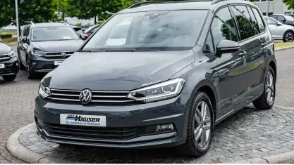 Gebraucht VW Touran Comfortline 150 PS (110 kW) 2025 Grau Van / Kleinbus